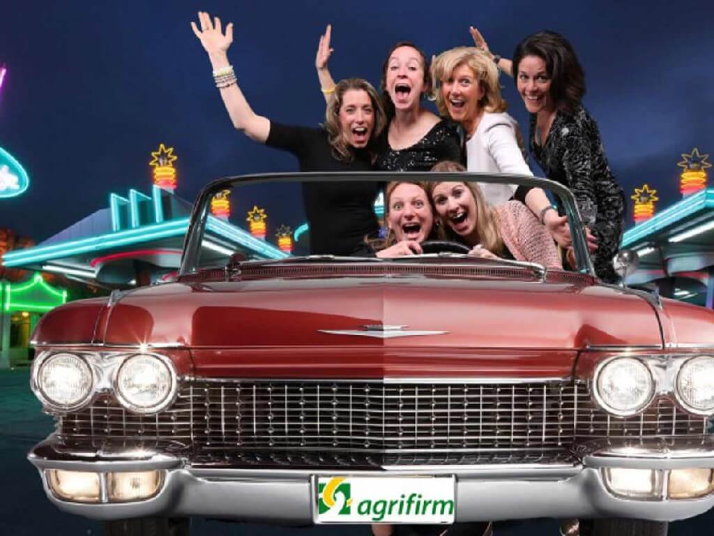 Go Go Greenscreen